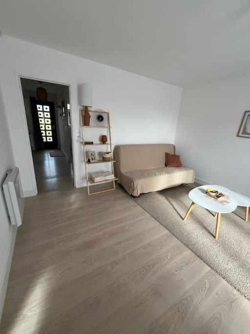 Petite Maison Cosy En Campagne Neuilly  Luaran gambar
